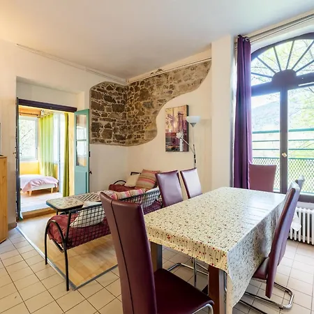 With Direct Access To The River Tatil Evi Gornies