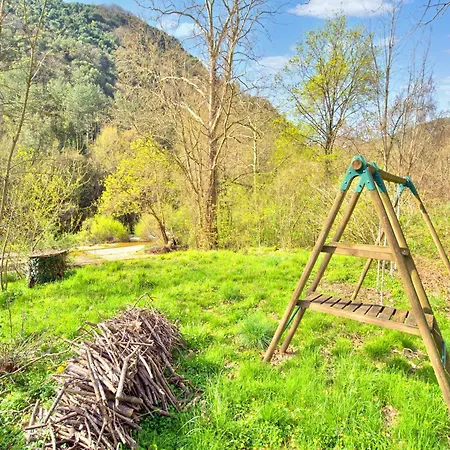 Tatil Evi With Direct Access To The River Gornies