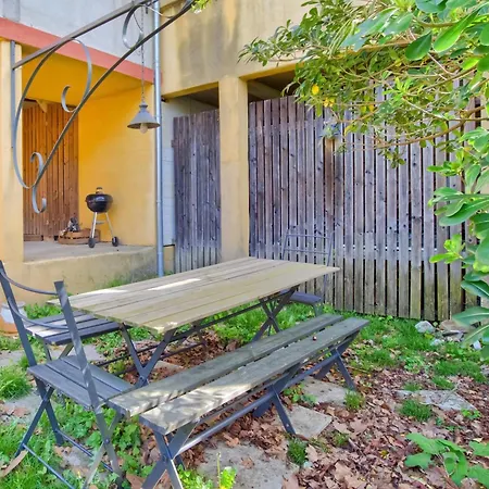 With Direct Access To The River Tatil Evi Gornies